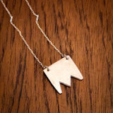 Håndlaget sølvsmykke. Design: Omvendt krone - Stor