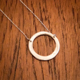 Håndlaget sølvsmykke. Design: Rund (stor)