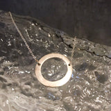 Håndlaget sølvsmykke. Design: Rund (stor)