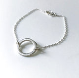 Rund, liten - armbånd i sølv