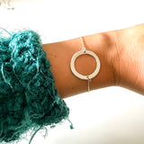 Rund, stor - armbånd i sølv