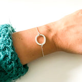 Rund, liten - armbånd i sølv