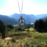 Håndlaget sølvsmykke. Design: Fred